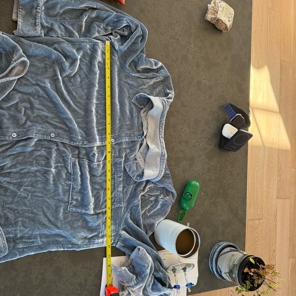 Eileen fisher velvet like Blue Shirt medium - Picture 6 of 6